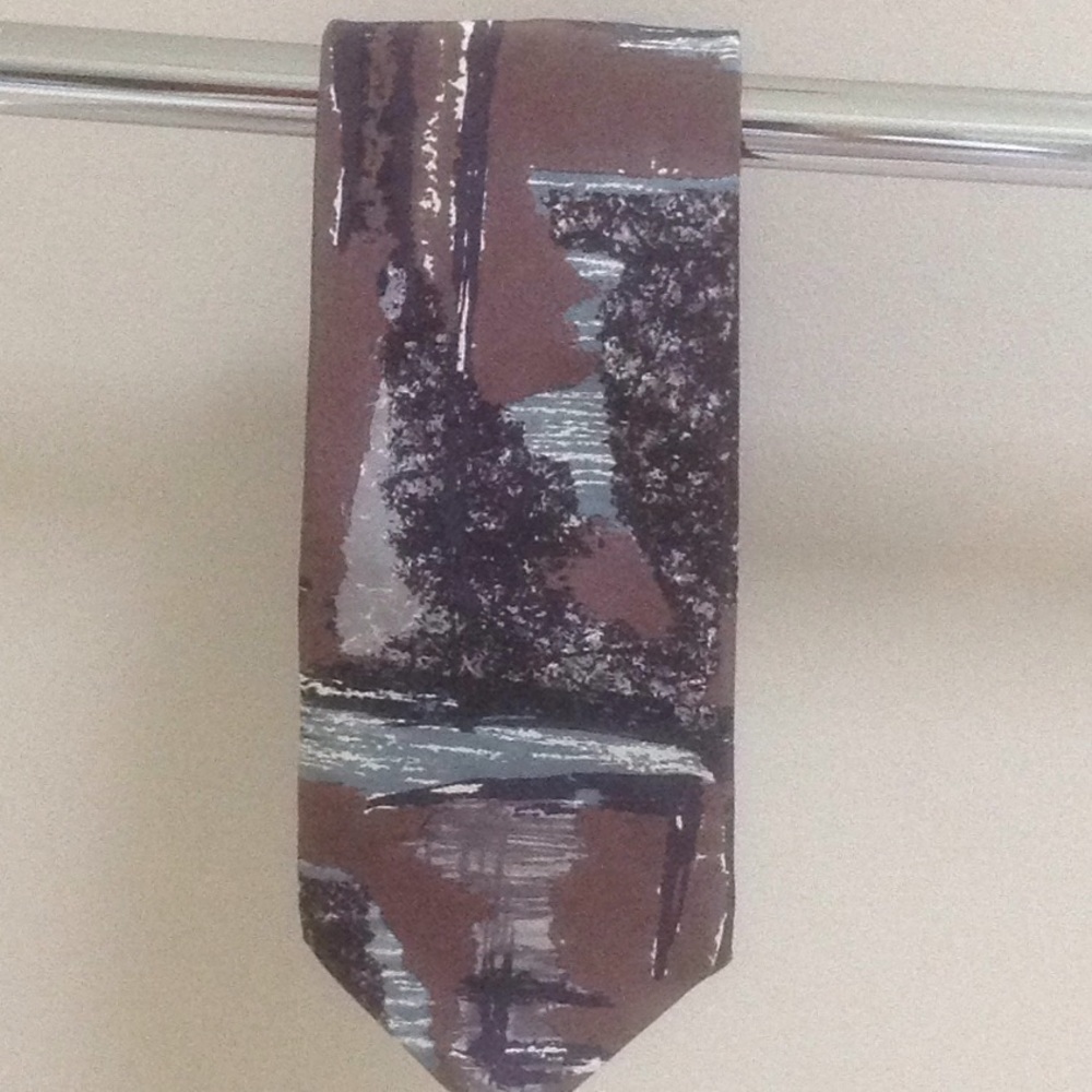 ITALIAN SILK TIE
